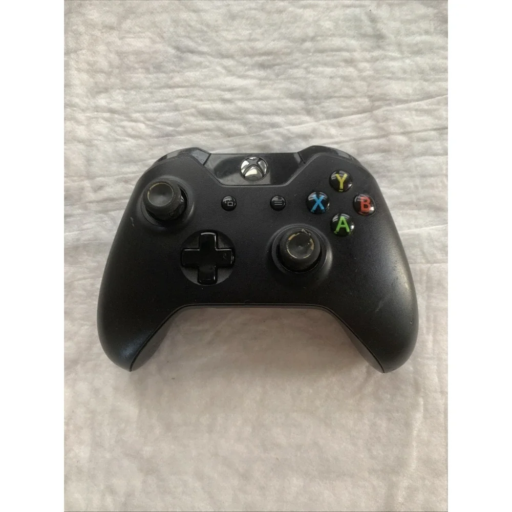 Microsoft Xbox One Black Wireless Controller Model 1697 - Untested